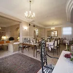 Aquila D'oro 3*