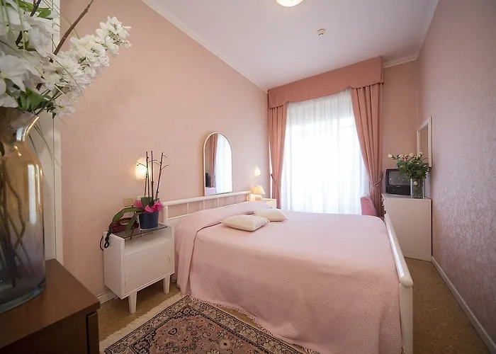 Aquila D'oro 3* Riccione